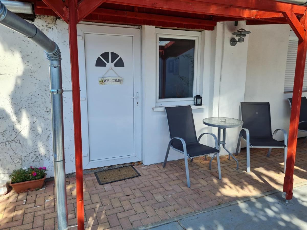 Anna Bella Apartman Gyula Exterior foto
